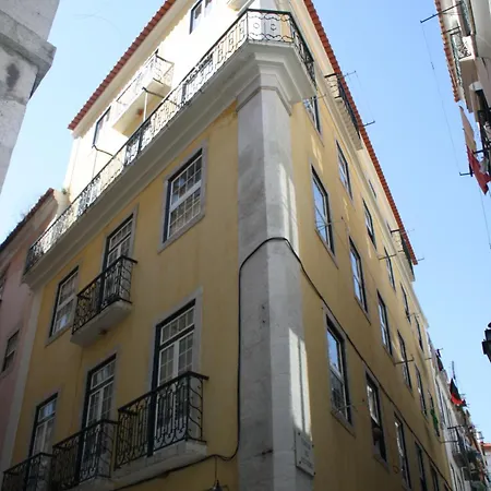 Center Apartment, Walkable, Ac&wifi דירה *