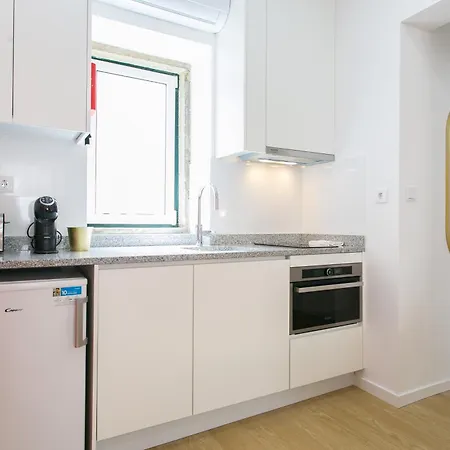Lisbon City Center Apartment, Walkable, Ac&Wifi