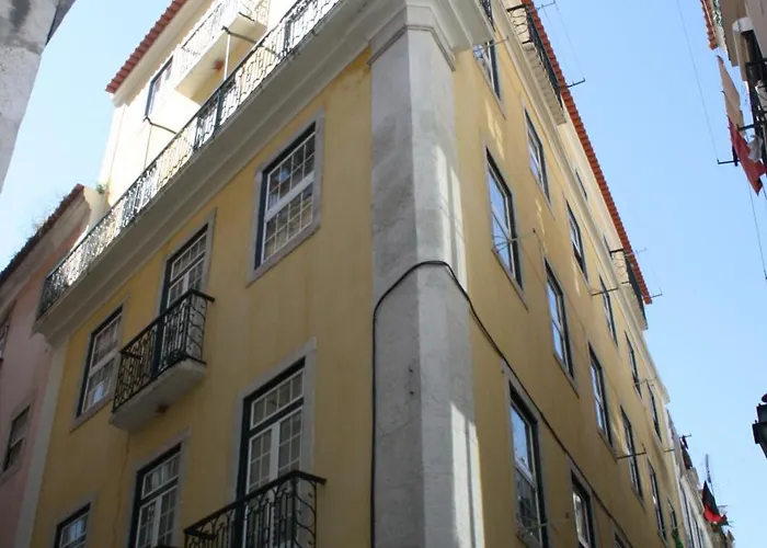 Lisbon City Center Apartment, Walkable, Ac&Wifi Apartment *
